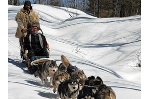 Traîneau à chiens de la coopérative de travail Les Aventuriers de la Chasse-Gallerie.