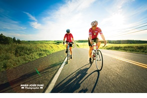 Couple vélo route