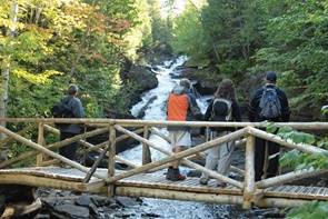 Cascades Sutterland du Sentier National